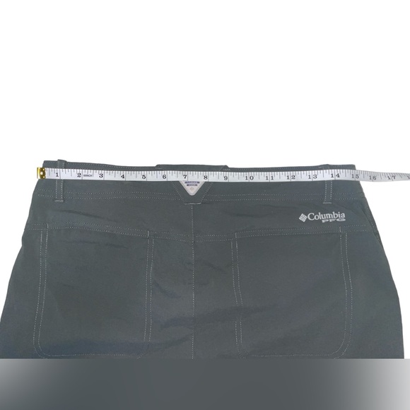SOLD Women's Columbia PFG Roll Up Pants Pewter Green Size 6 - Picture 4 of 13
